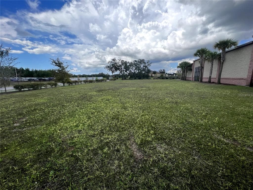 12249 Cortez Blvd photo 2