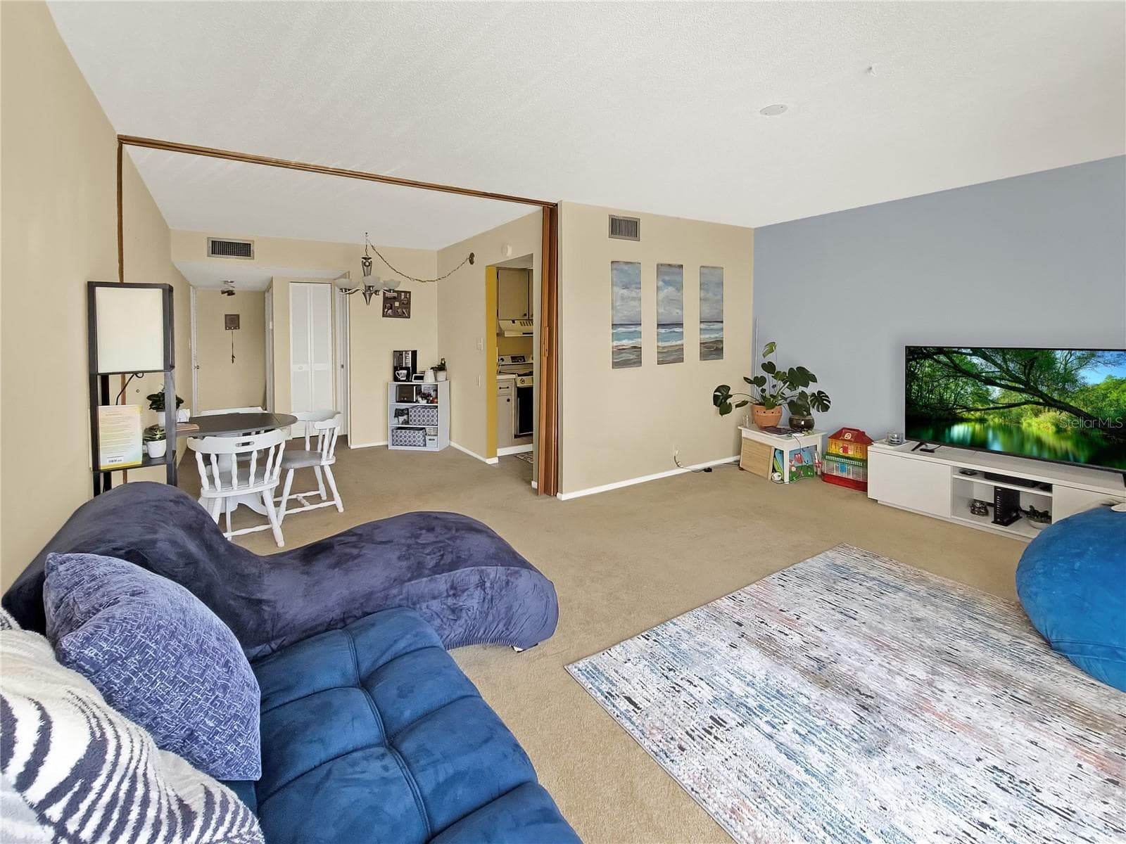 2763 Woodgate Ln #307 photo 5