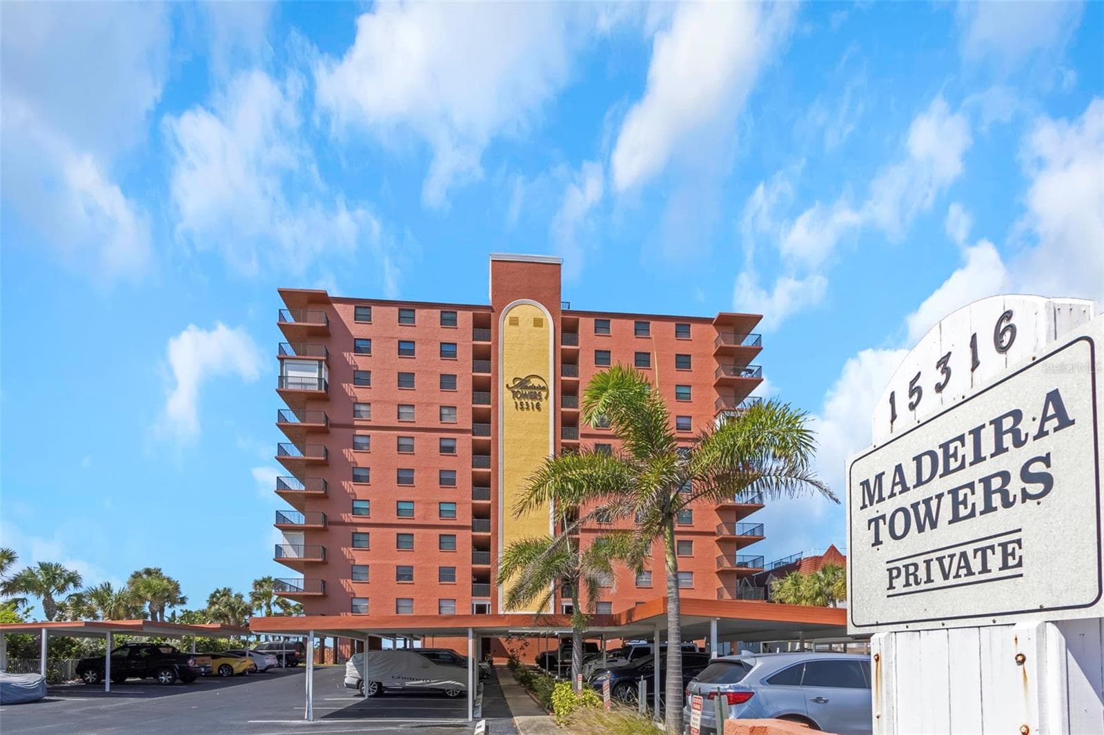 15316 Gulf Blvd #604 photo 2