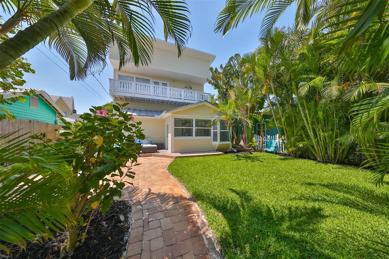 13004 Boca Ciega Ave photo 2