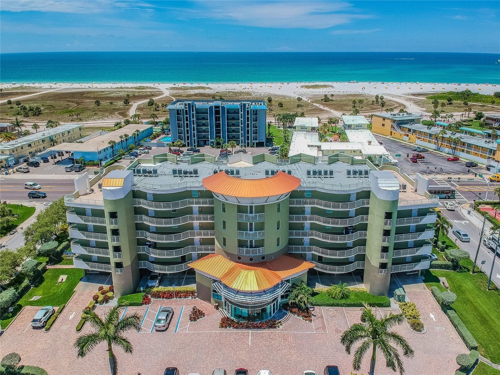 11605 Gulf Blvd #502 photo 2