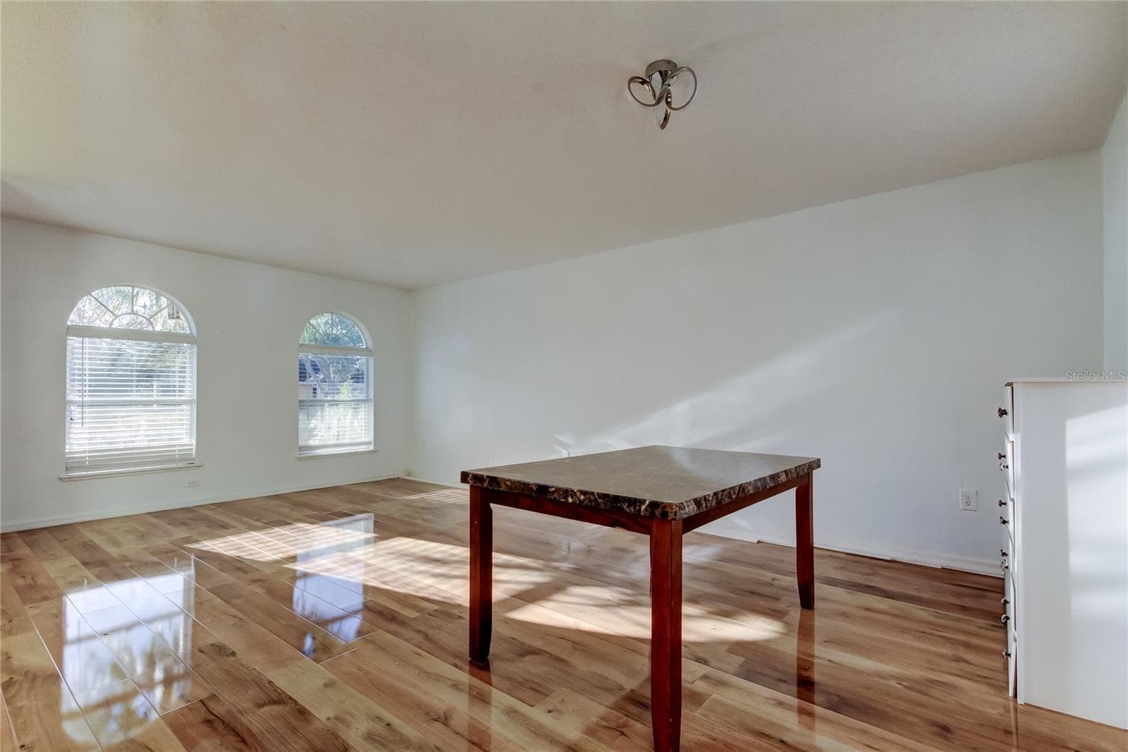 11309 Outrigger Ave photo 3