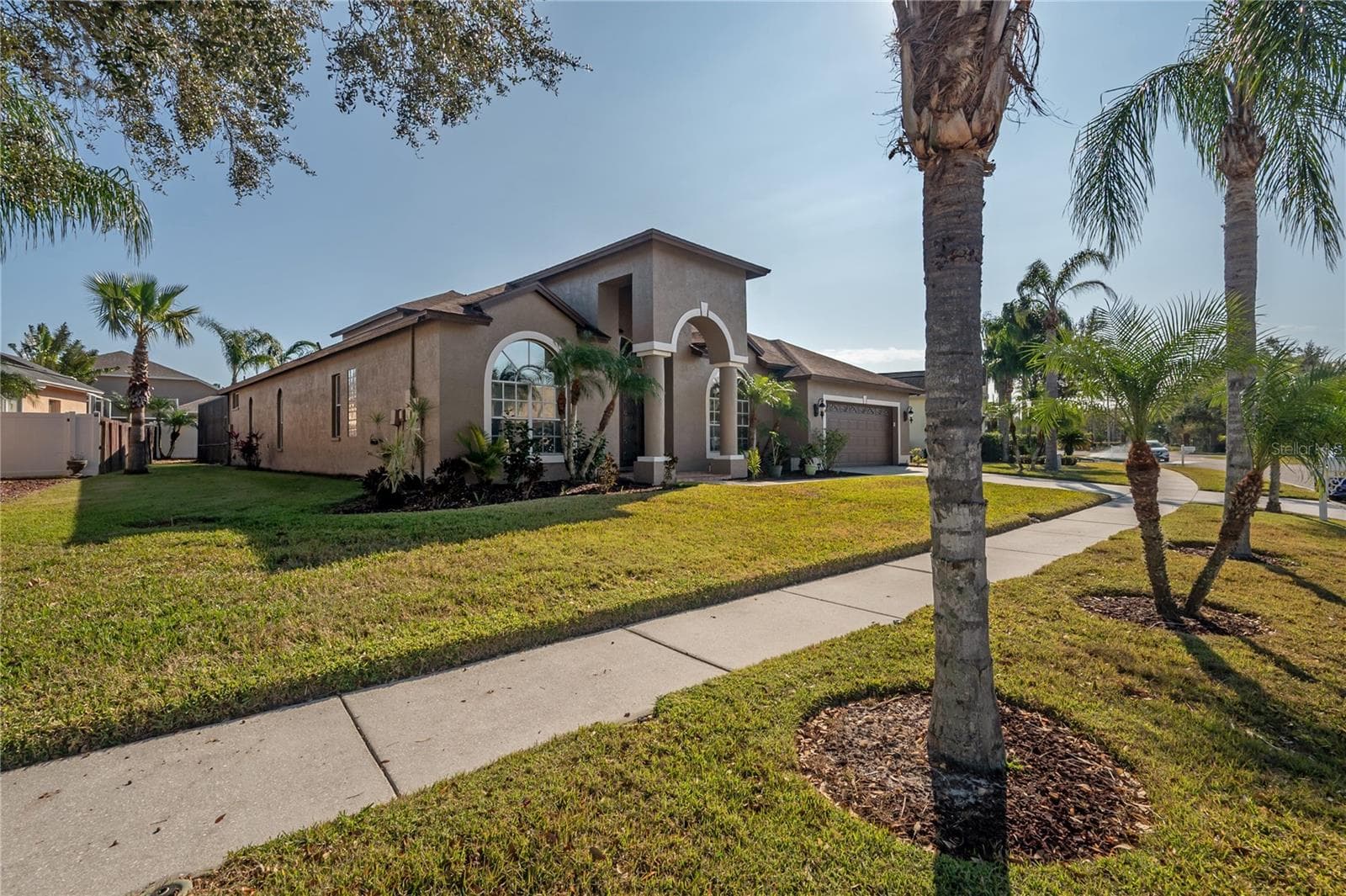 10126 Londonshire Ln photo 3