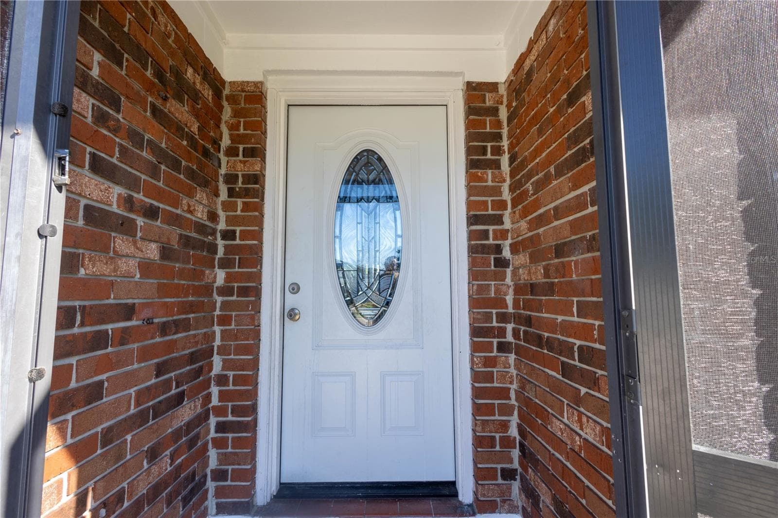 724 Tradewinds Dr photo 2