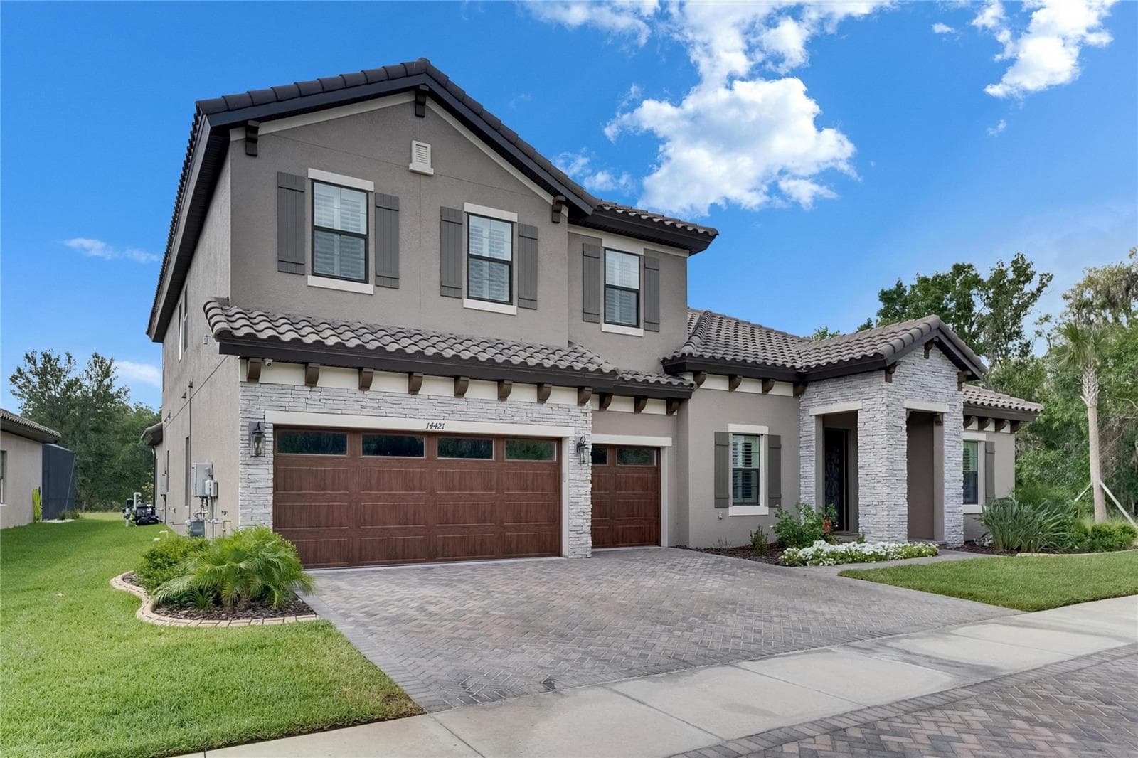 14421 Swiss Bridge Dr photo 2