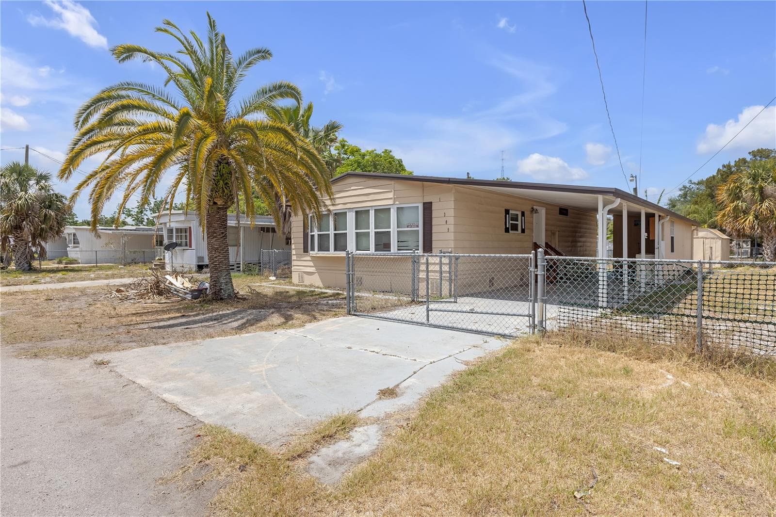 11309 Leisure Ln photo 2