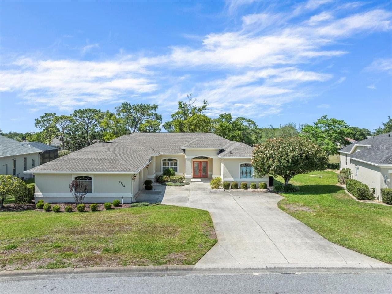 9216 Tarleton Cir photo 2