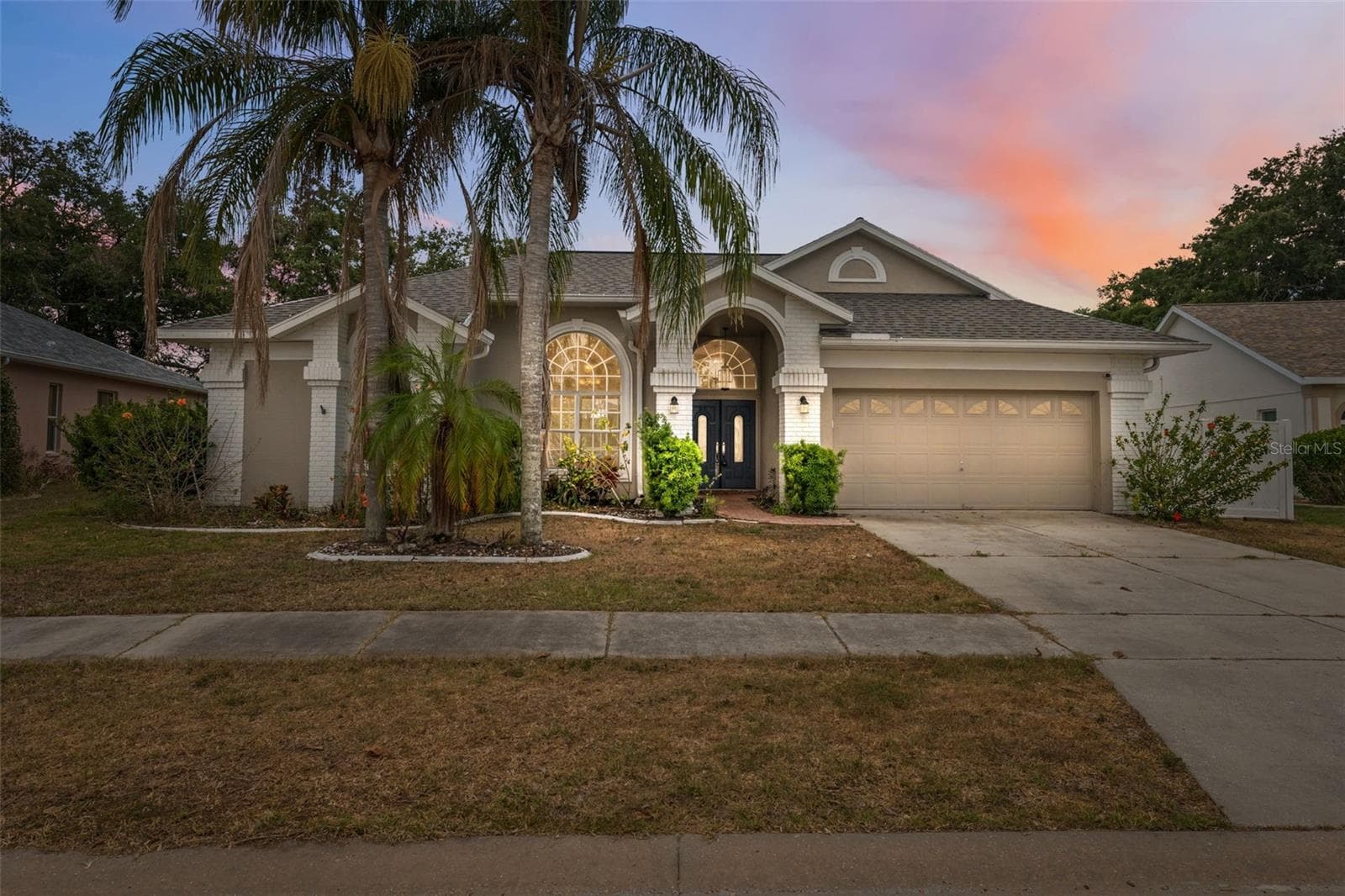 9104 Water Hazard Dr photo 2