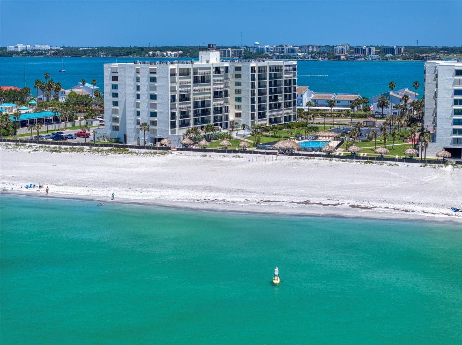 1400 Gulf Blvd #804 photo 2