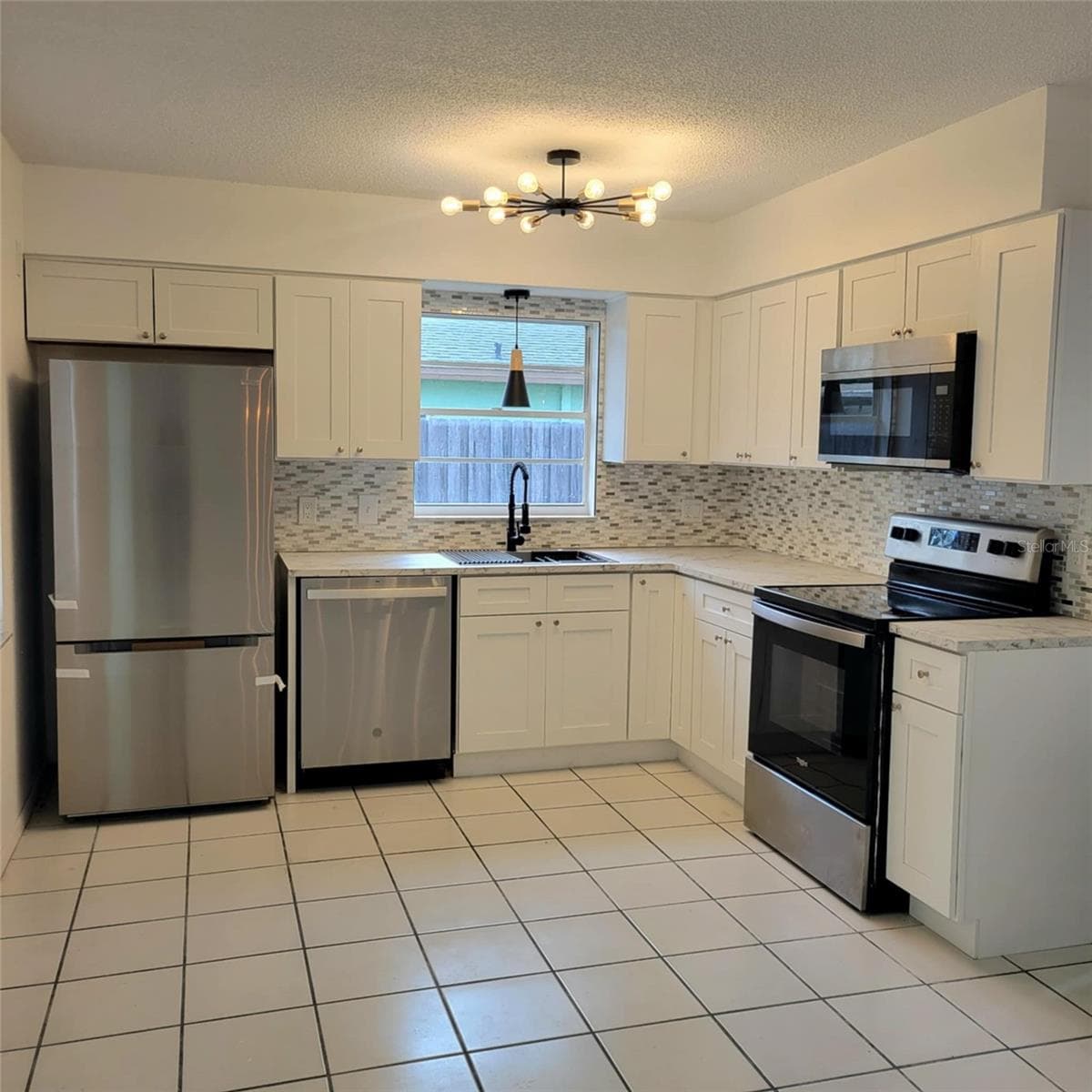 8504 Lafitte Dr photo 3