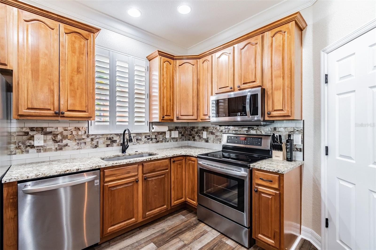 539 Treviso Dr photo 2