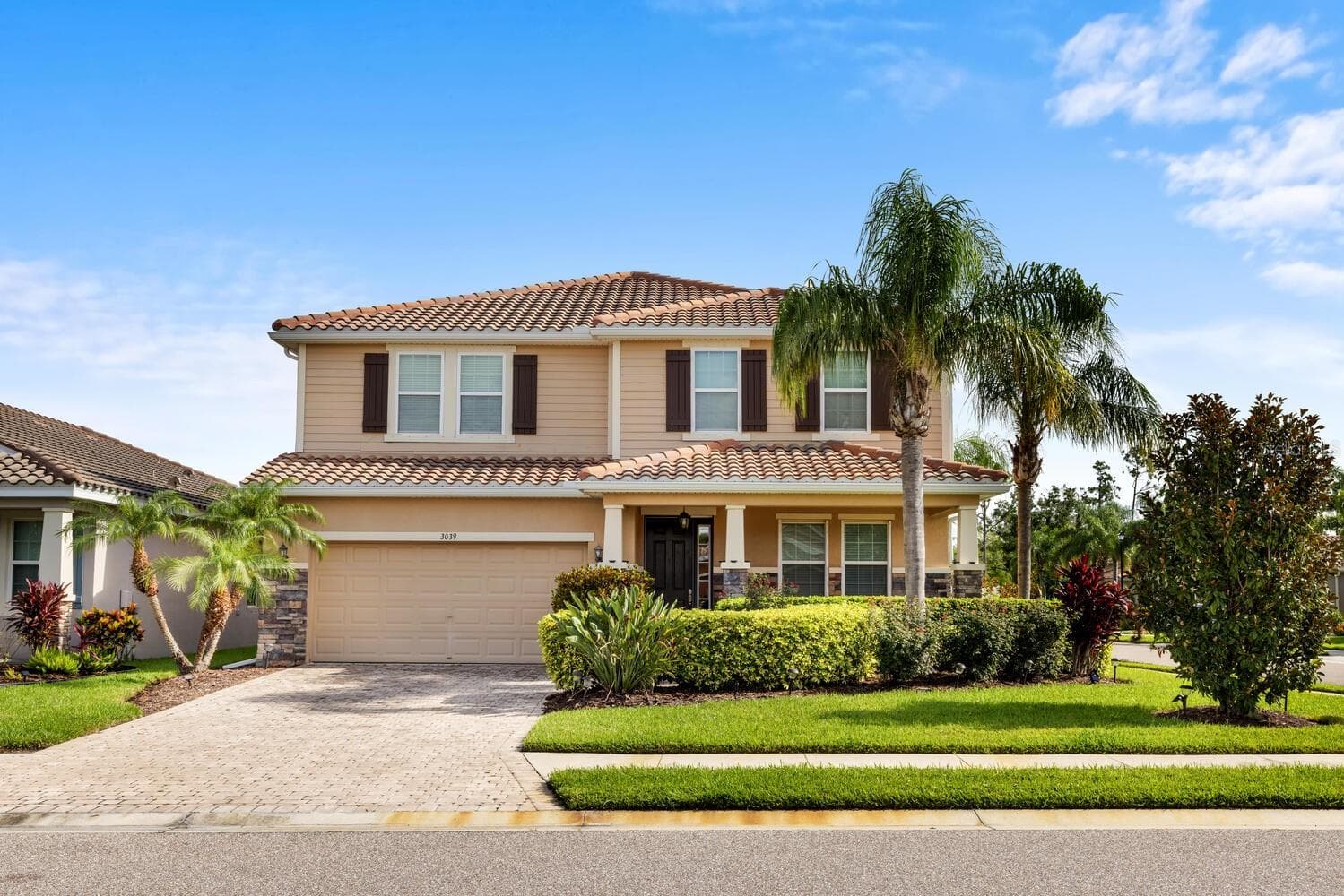 3039 Oriole Dr photo 2