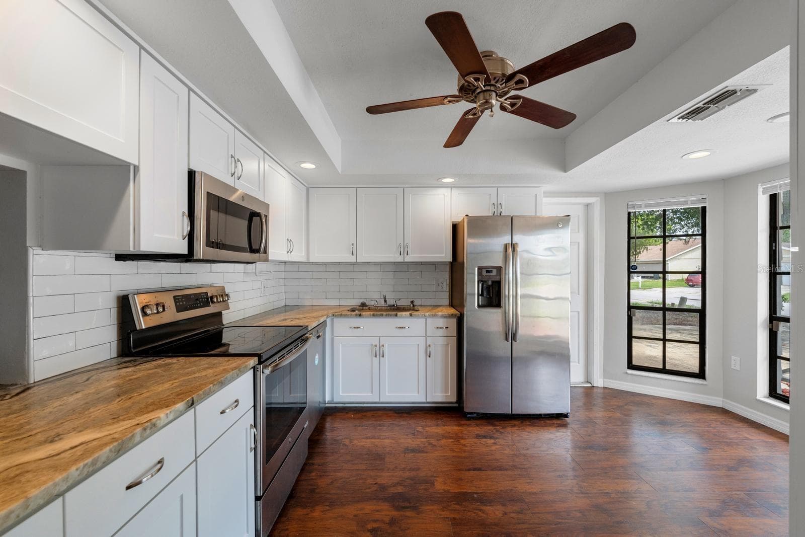 7505 Bramblewood Dr photo 3