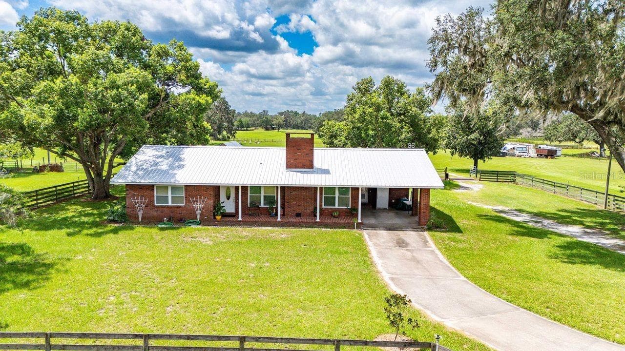 38730 Mickler Rd photo 2