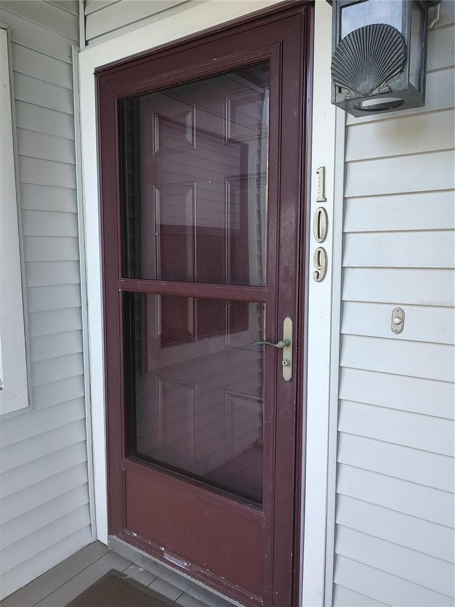 515 Leffingwell Ave #109 photo 2