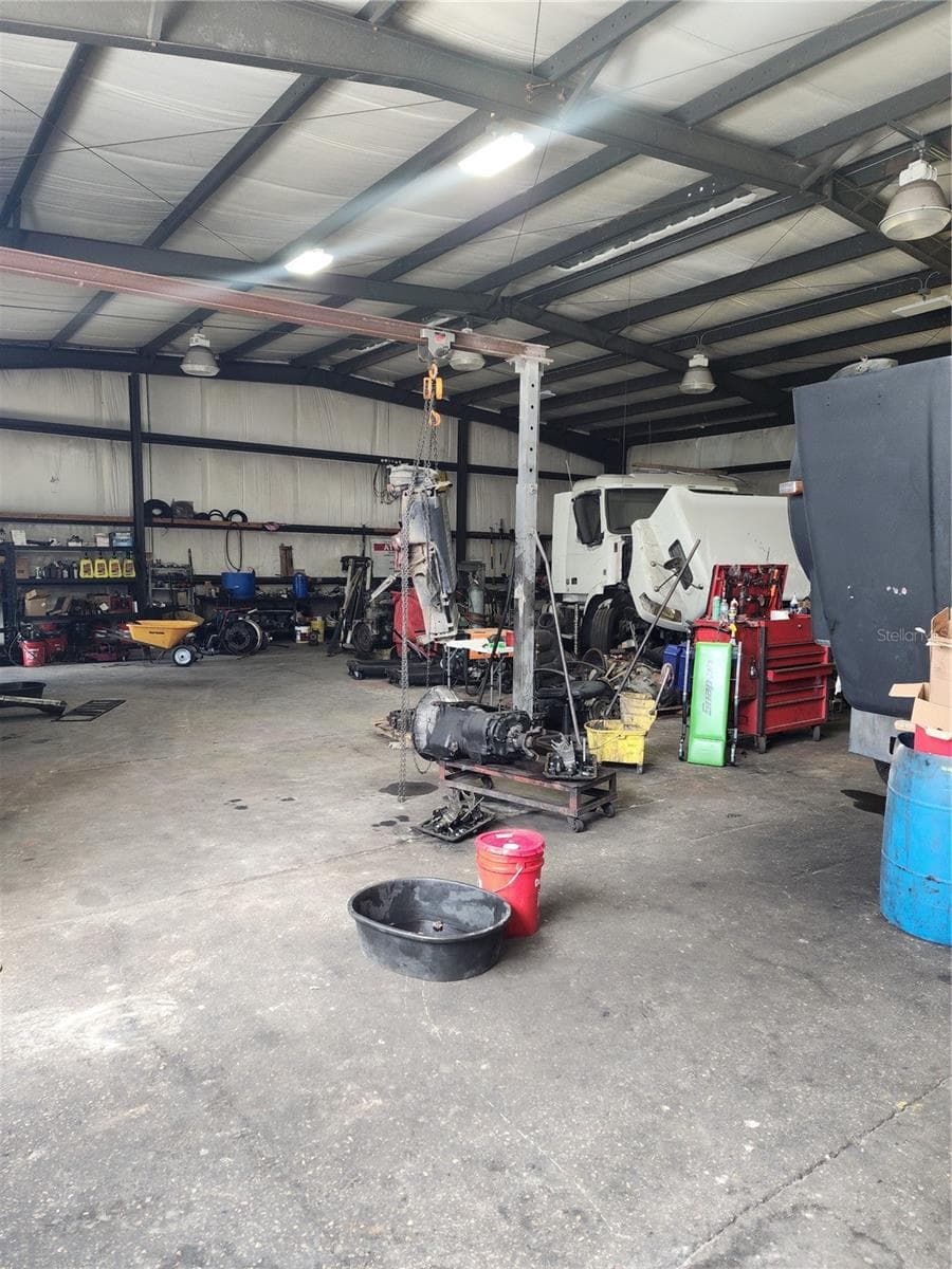5600 Packing House Rd photo 5