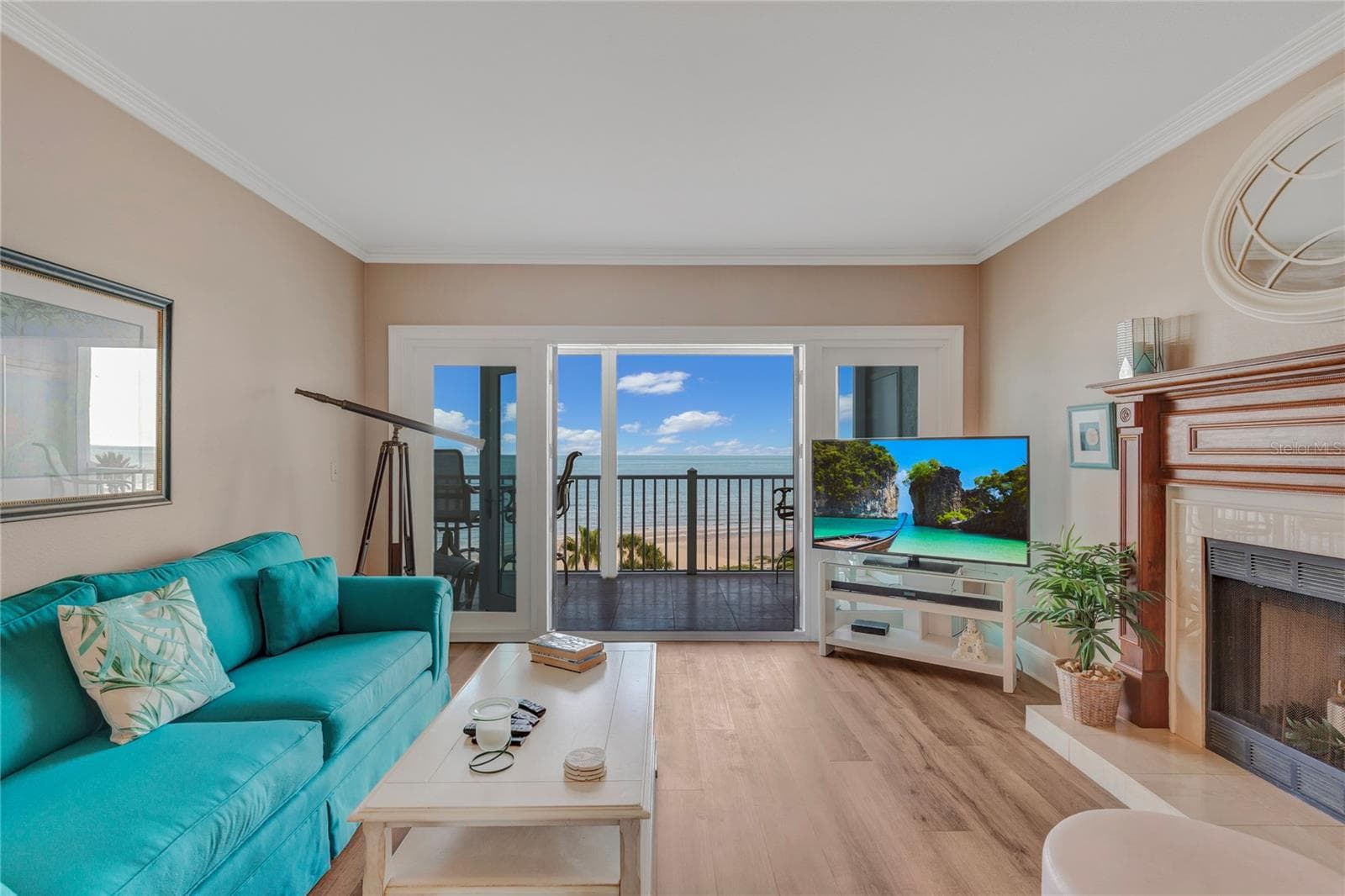 1582 Gulf Blvd #1506 photo 2