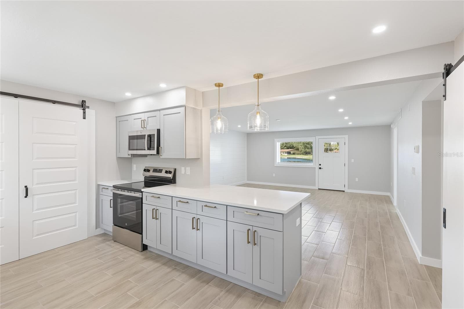 4444 Narraganset Trl #96 photo 2