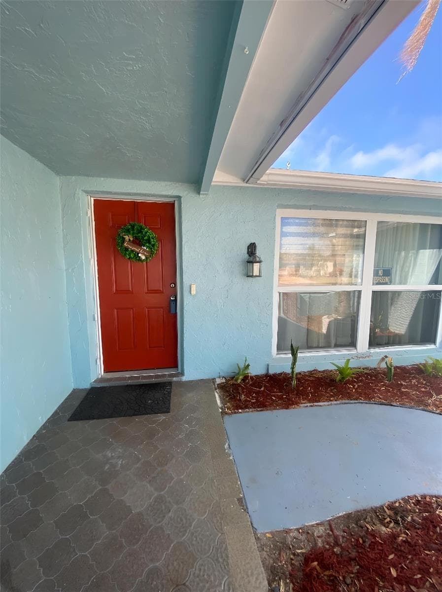 1817 Dartmouth Dr photo 2