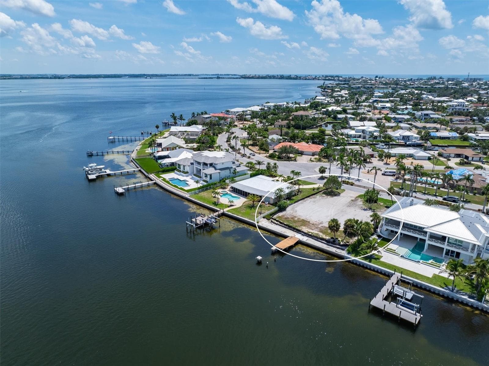 659 Key Royale Dr photo 3