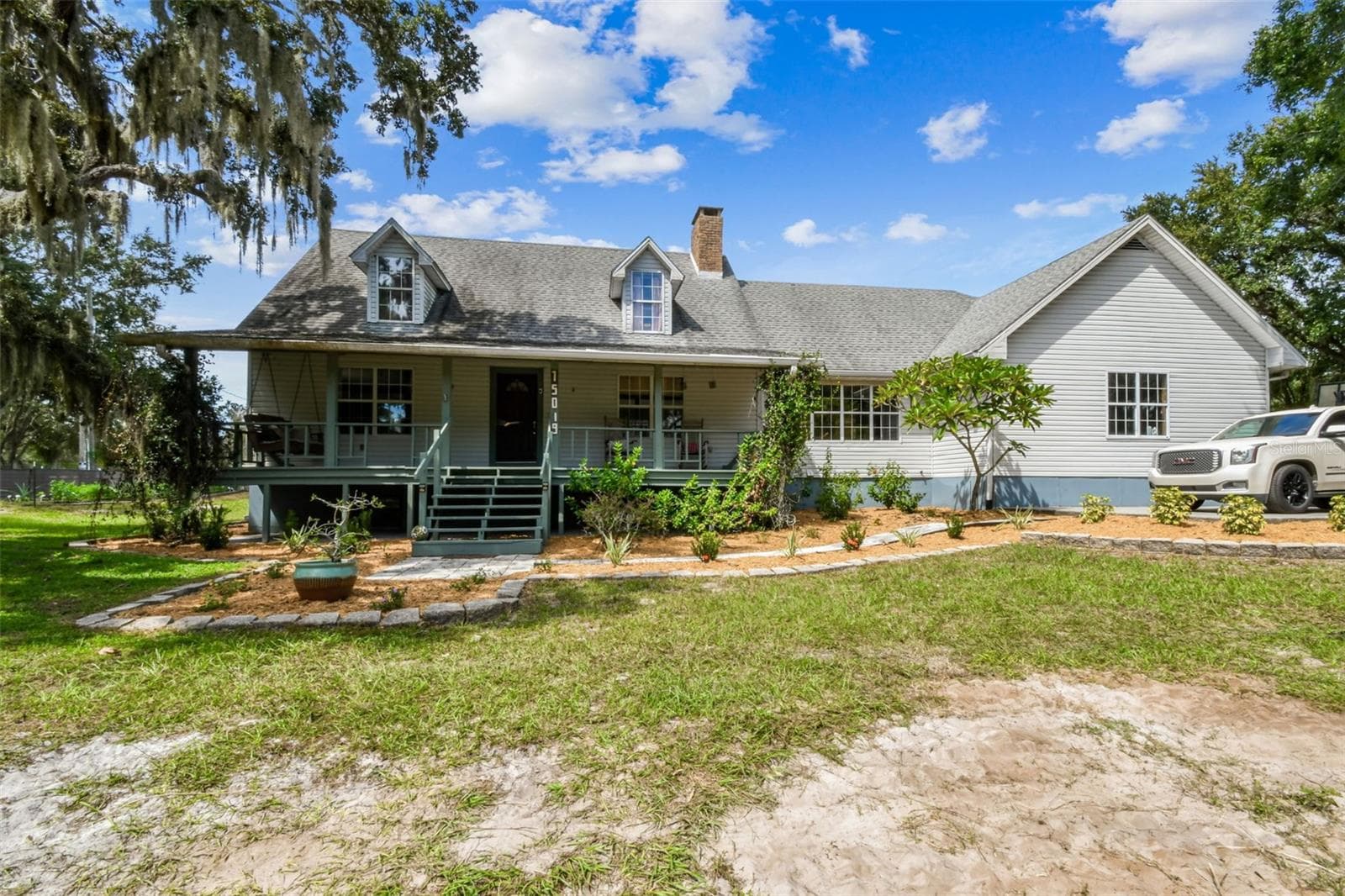 15019 Carlton Lake Rd photo 2
