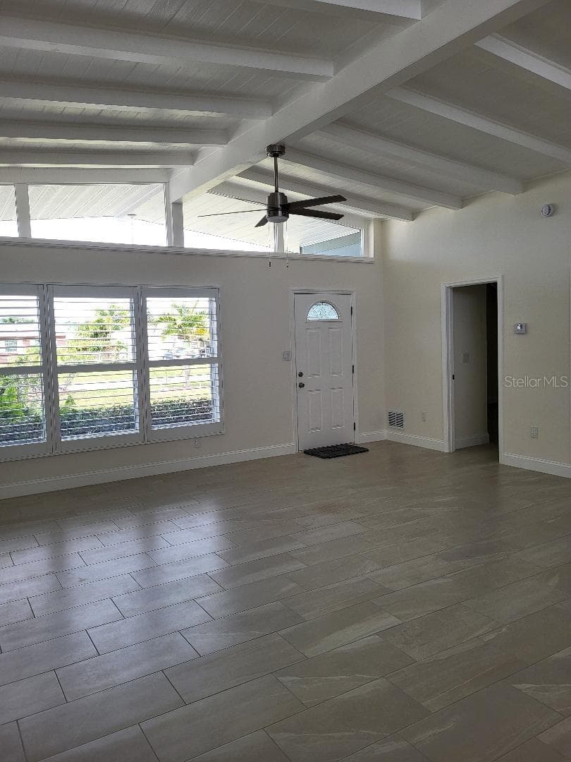 828 Blue Heron Blvd photo 2