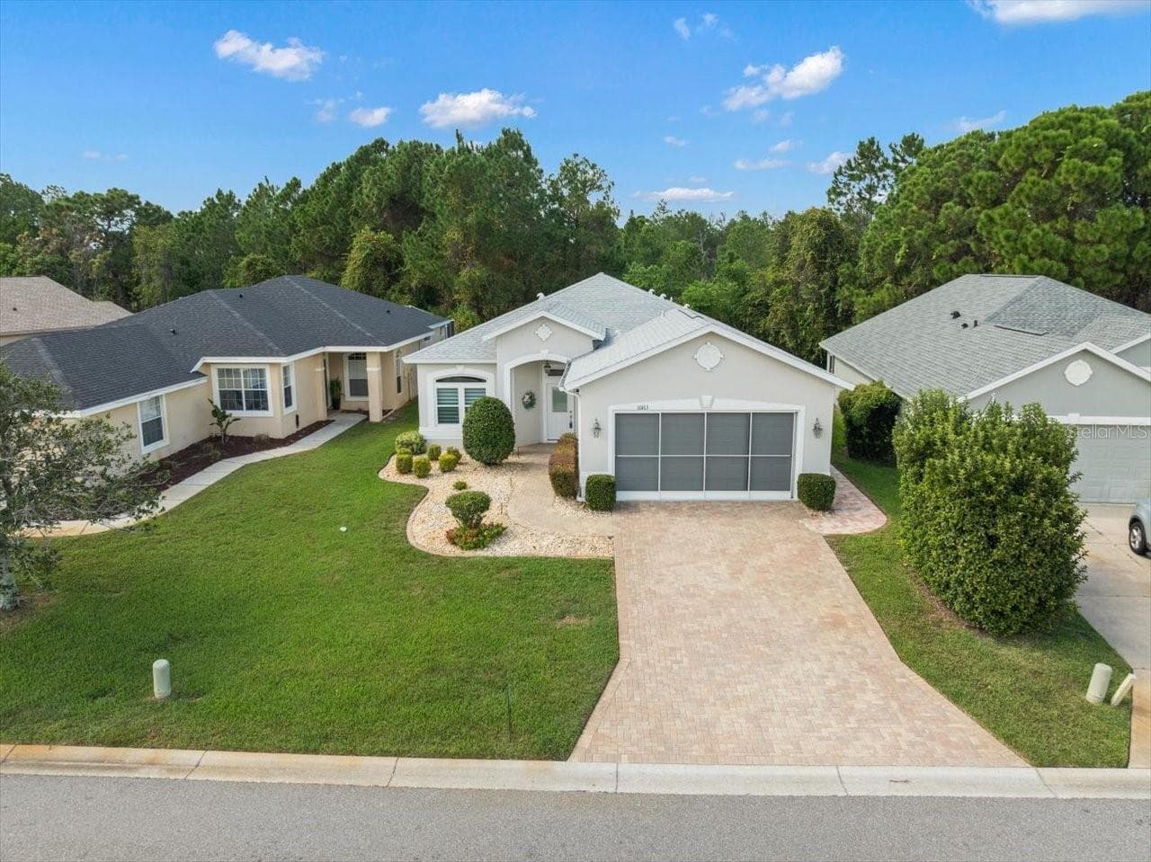10163 Holly Berry Dr photo 4