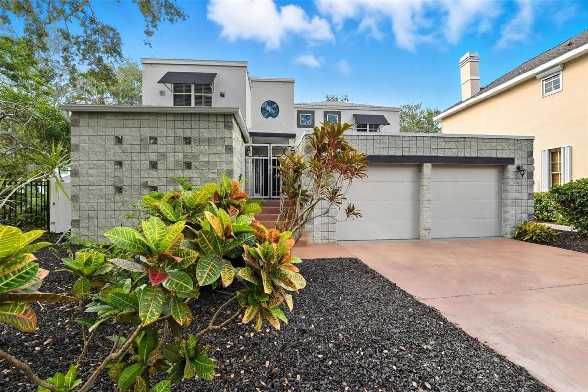 2713 Chambray Ln photo 3