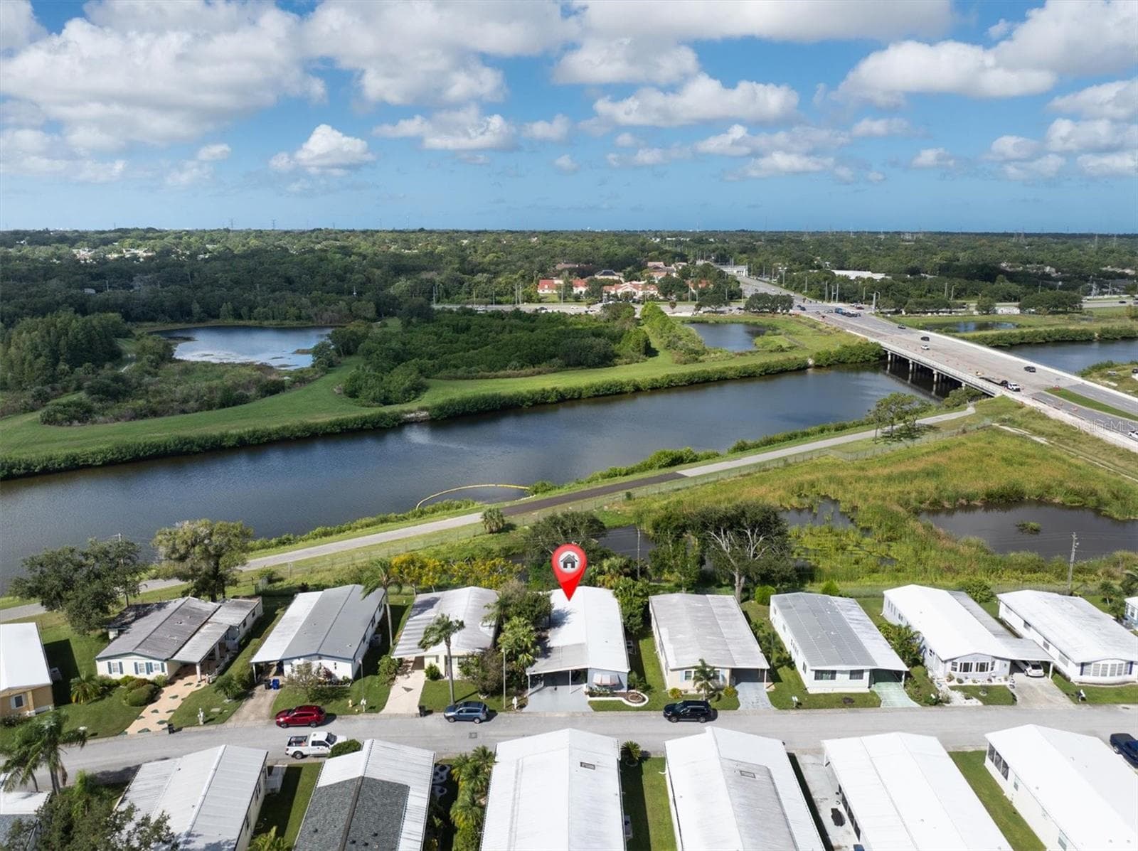 347 Canal Way photo 2