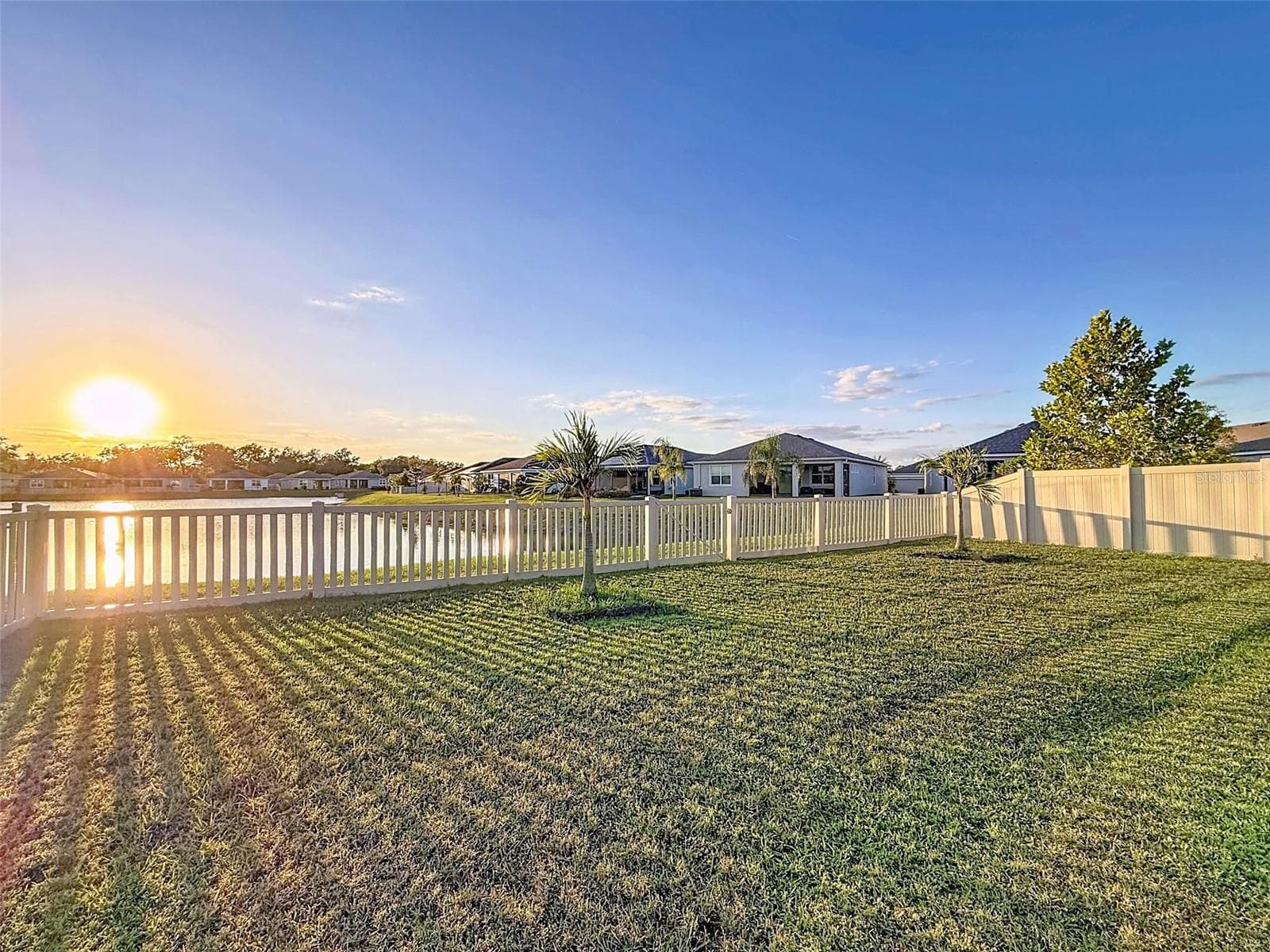 8349 Wheat Stone Dr photo 2