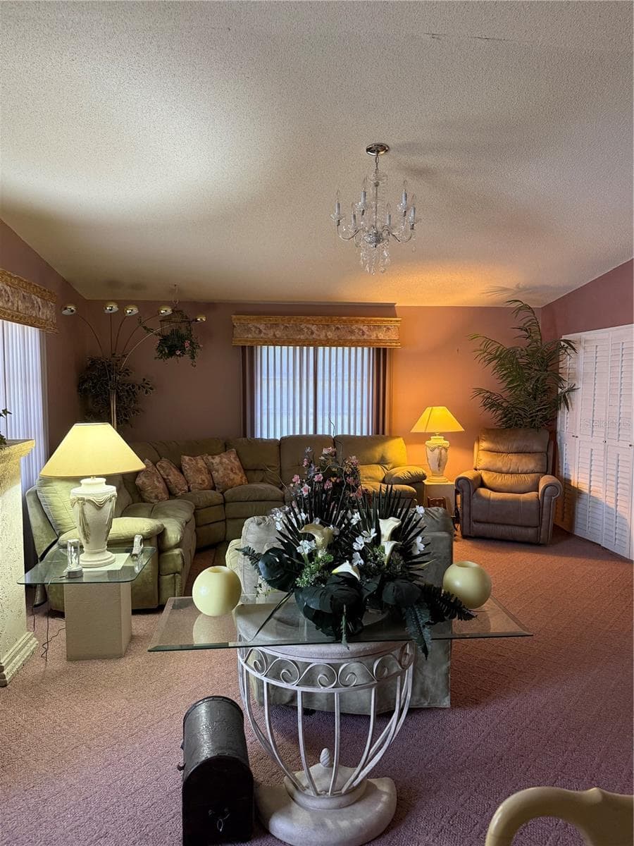 7309 Eleanor Cir #7309 photo 4