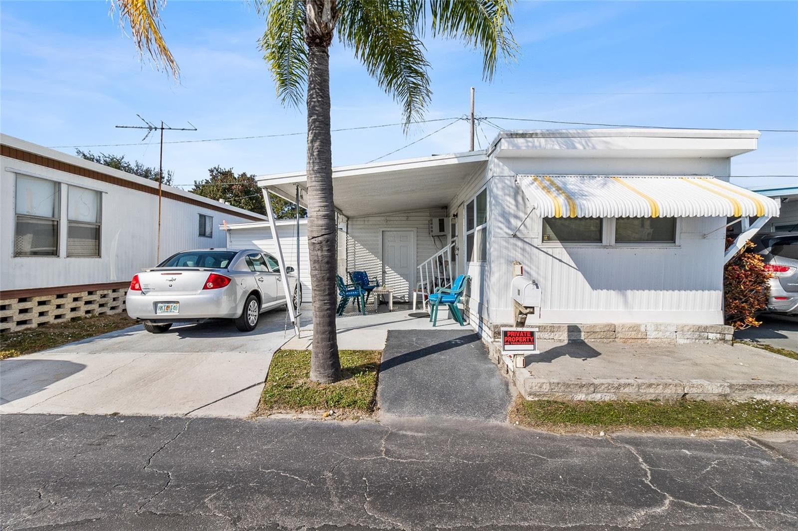 12766 Seminole Blvd #10 photo 2