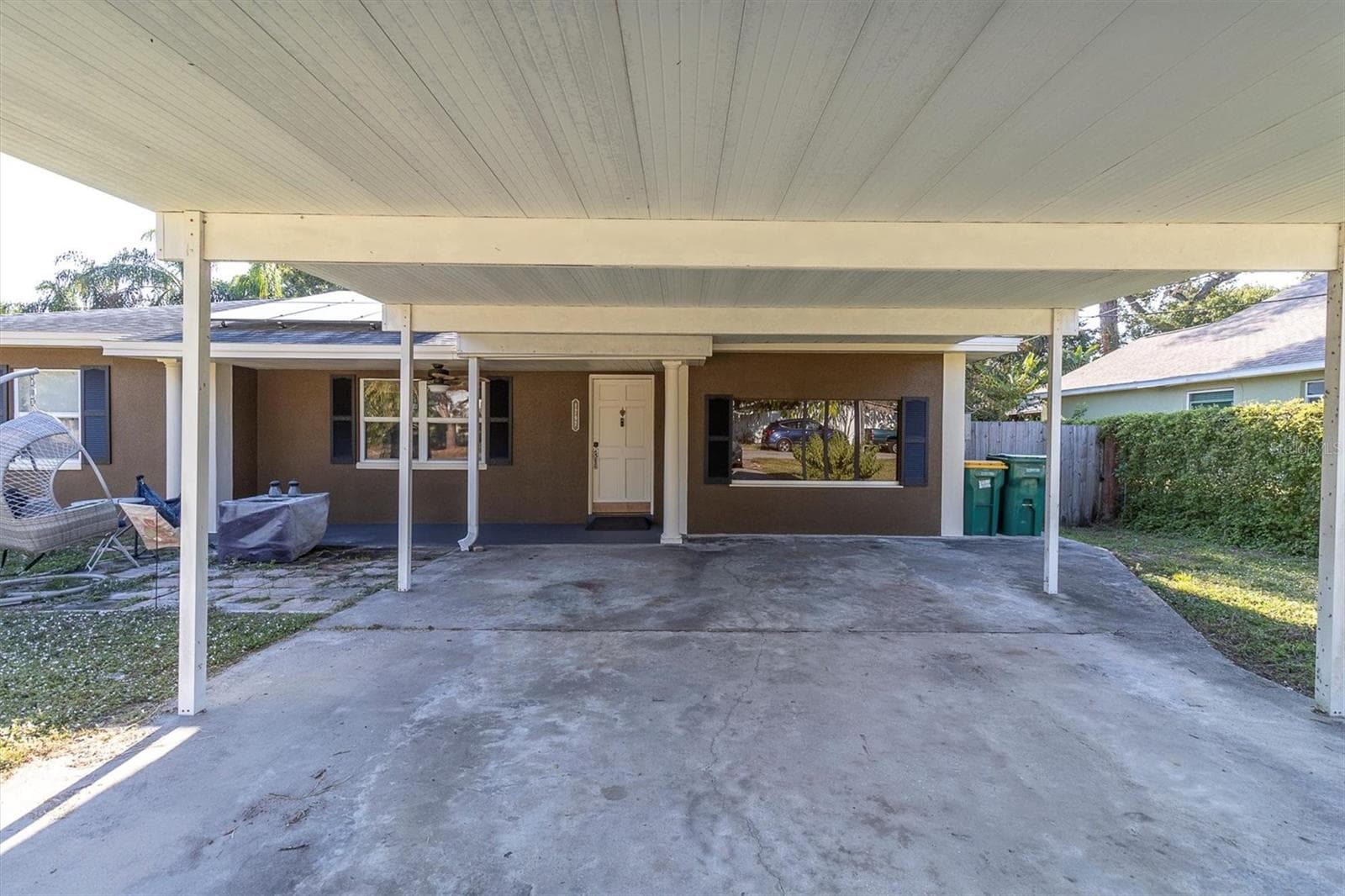 1797 Rainbow Blvd photo 2