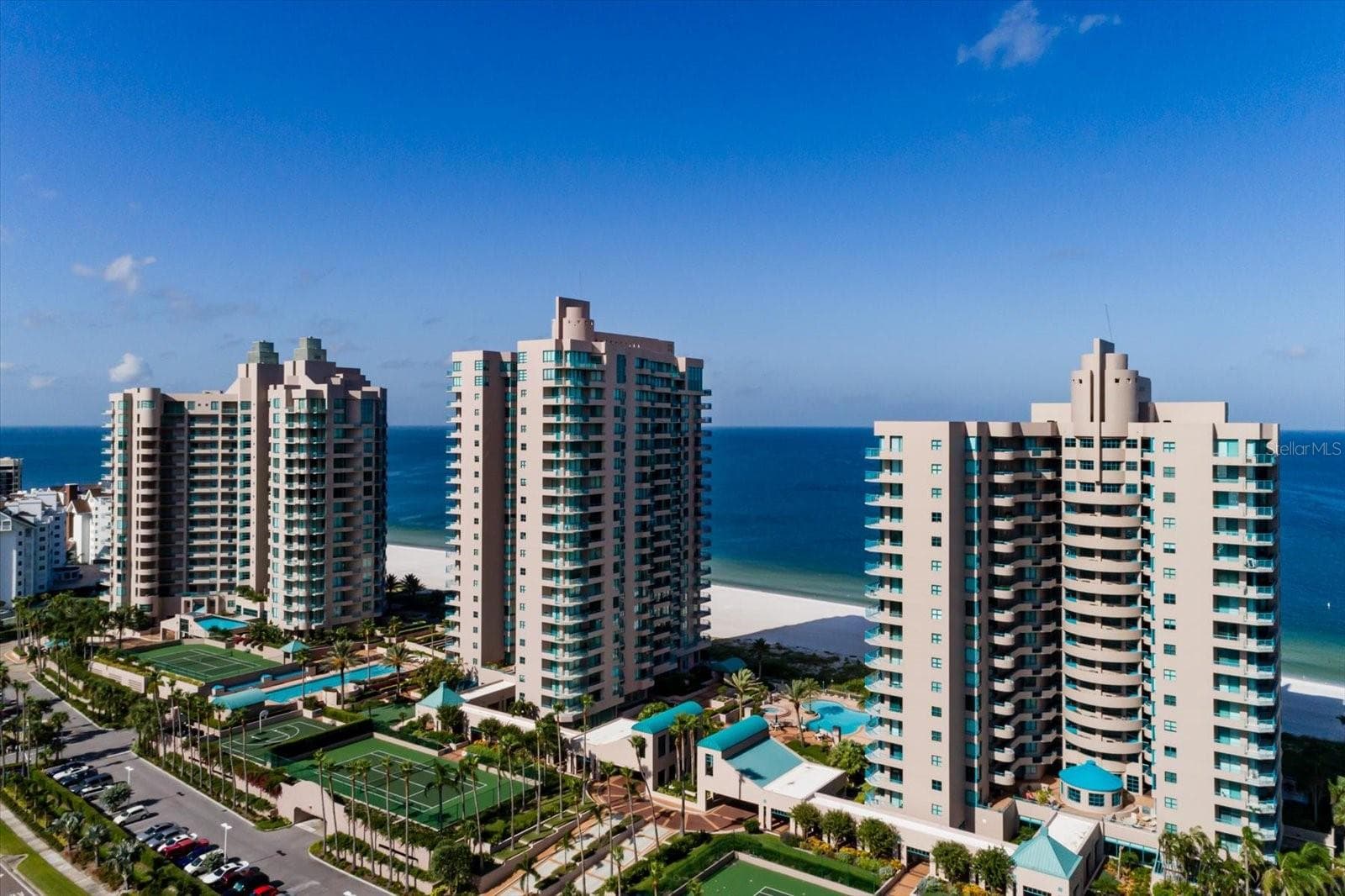 1520 Gulf Blvd #1404 photo 2