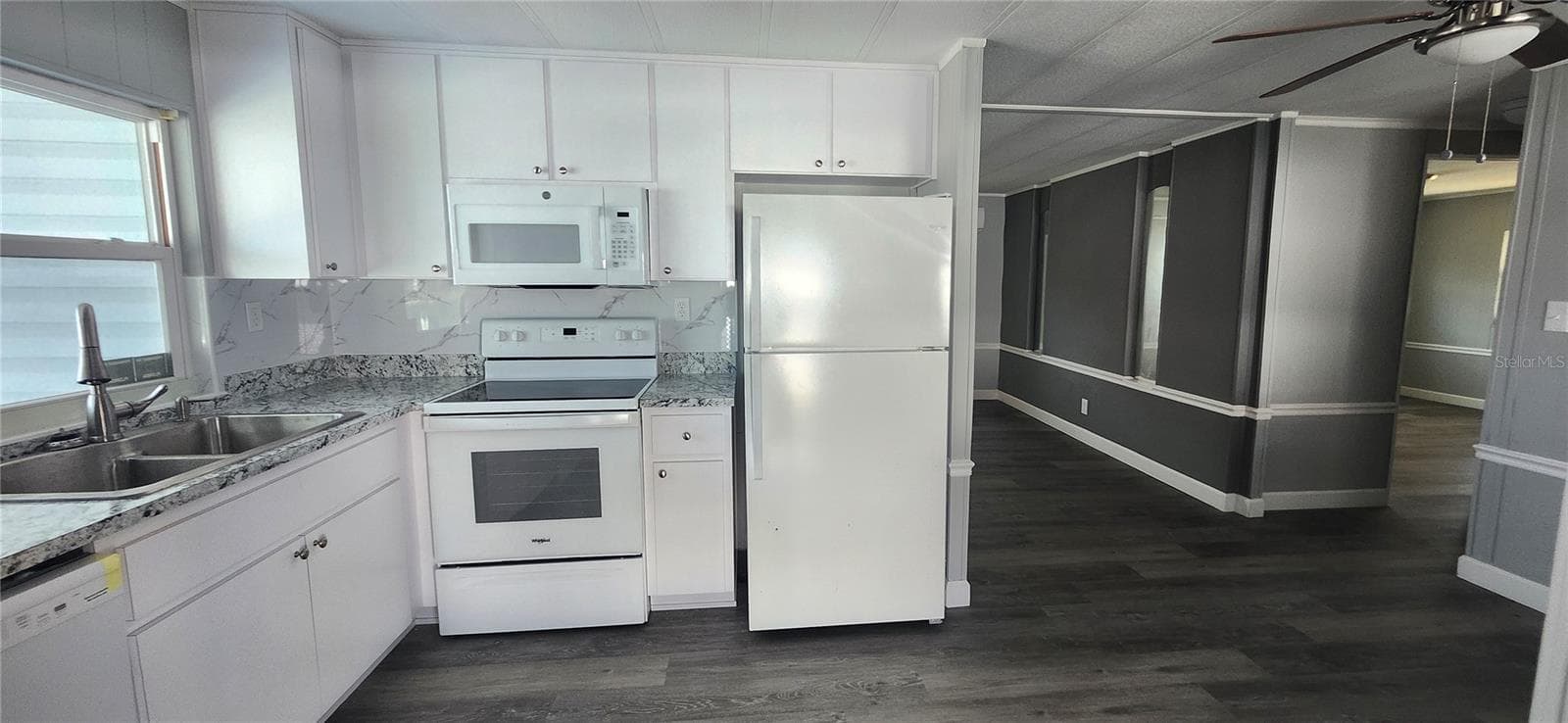 10803 Freedom Dr photo 2