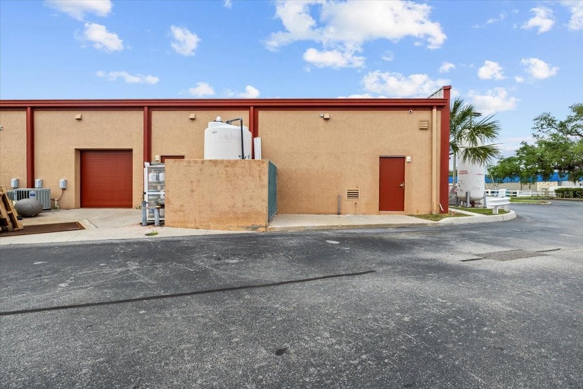 3684 Tampa Rd #101 photo 4