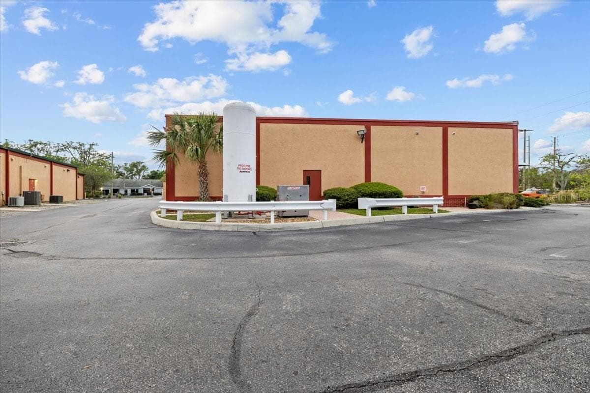 3684 Tampa Rd #101 photo 5