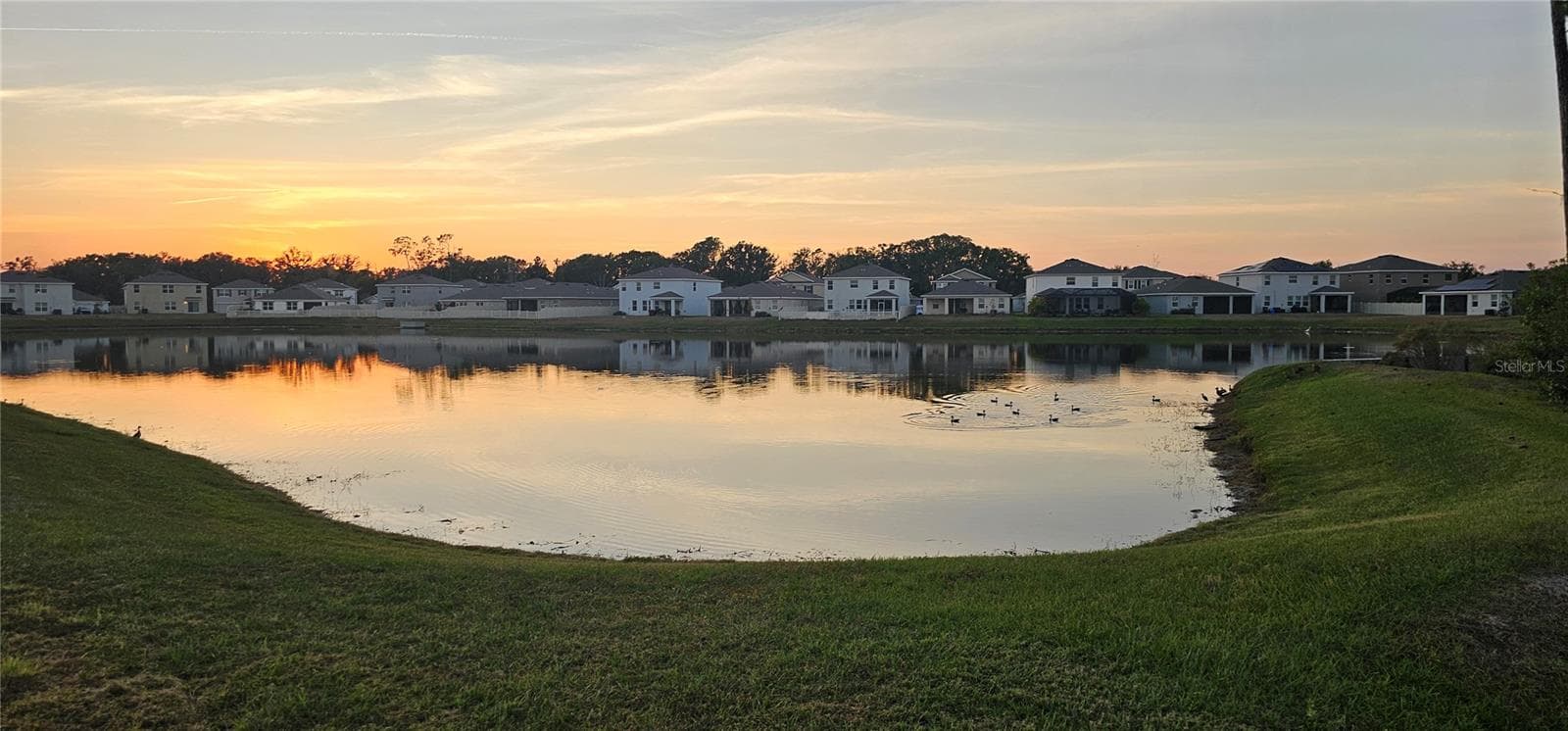 1220 Tahitian Sunrise Dr photo 4