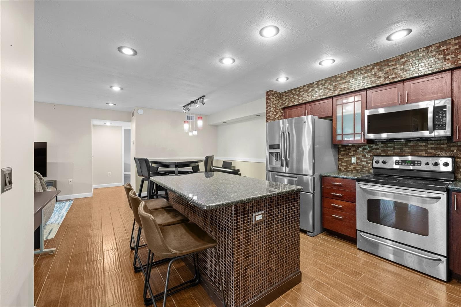 9481 Highland Oak Dr #1709 photo 4