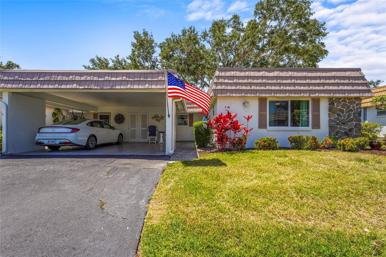 2531 Riverbluff Pkwy #V181 photo 5