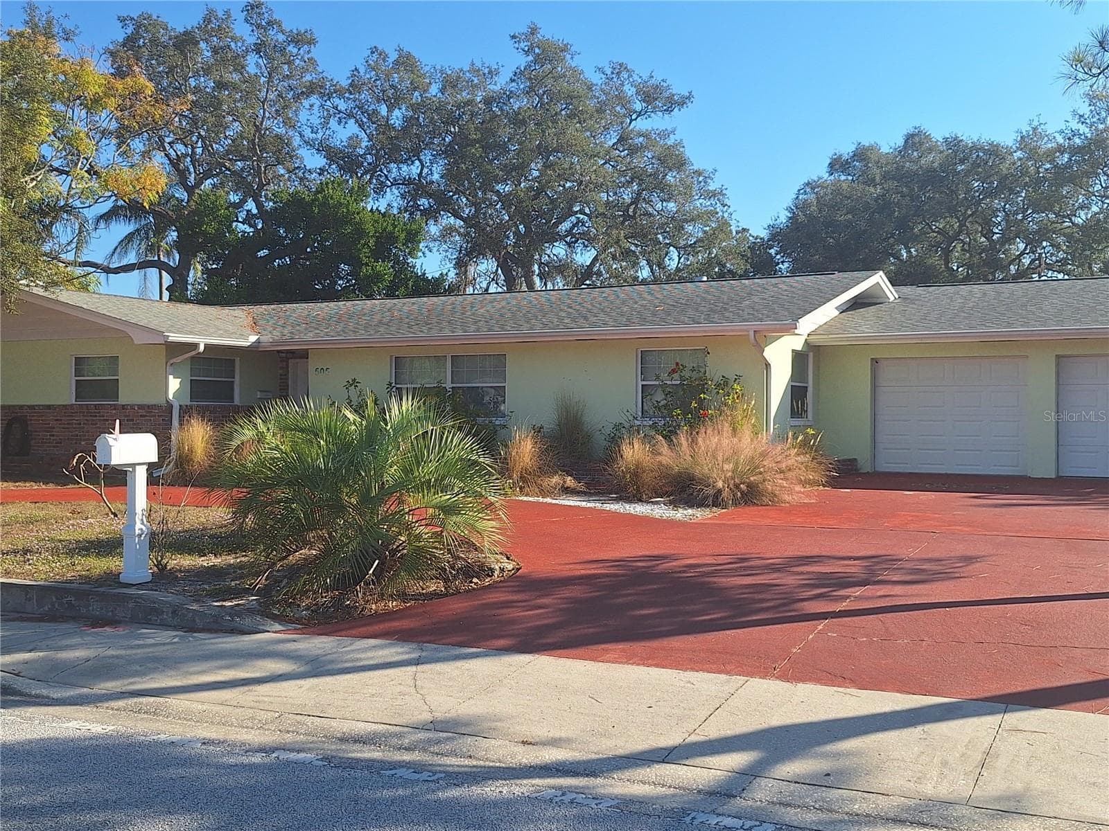 505 N Highland Ave photo 2