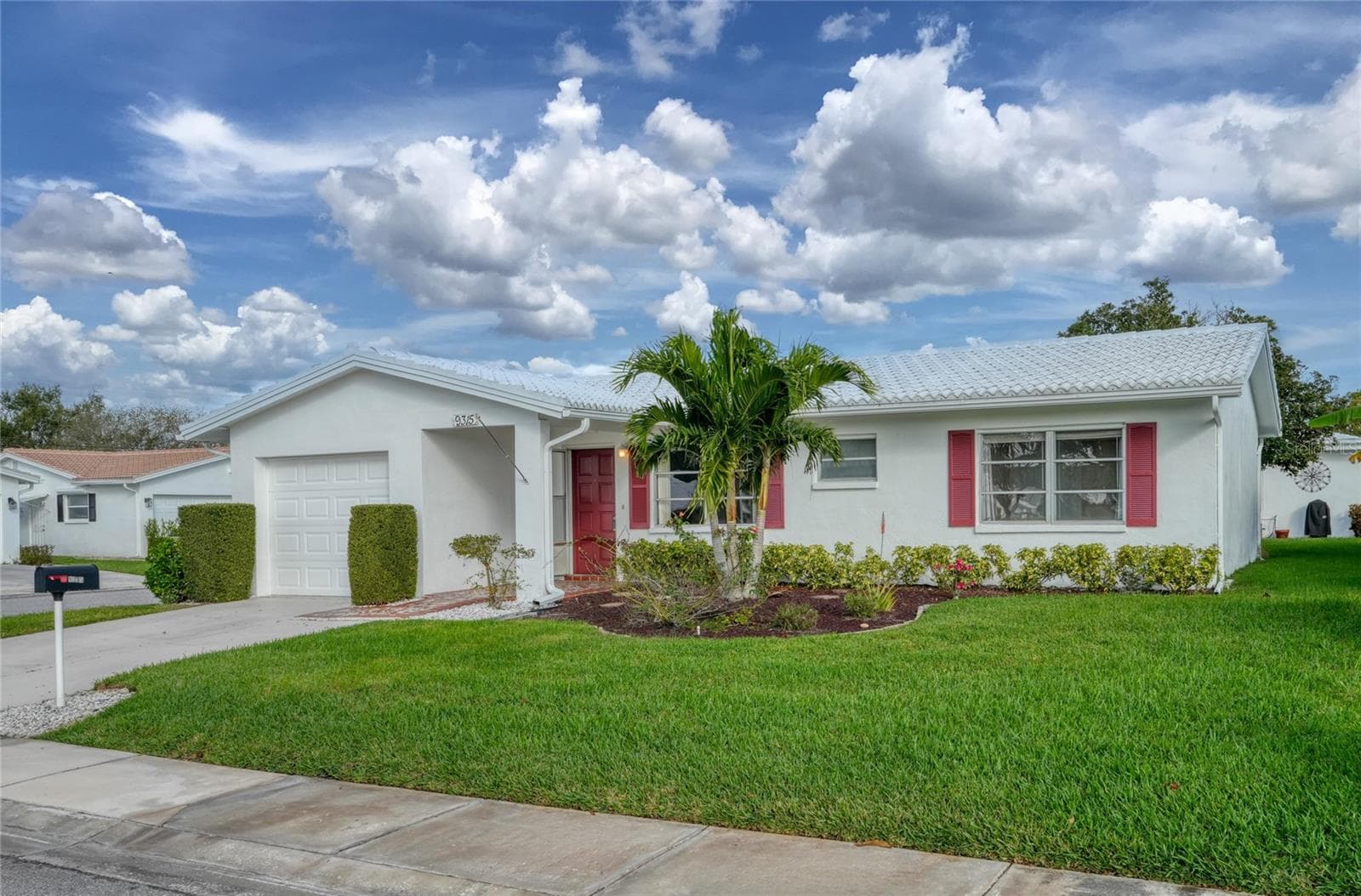 9315 42nd Way N ##5 photo 2