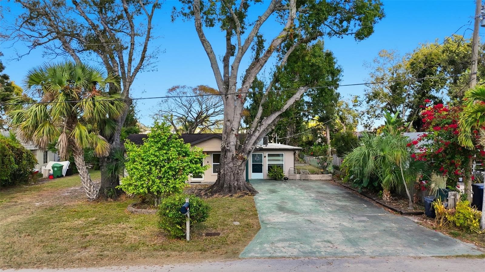1619 Suponic Ave photo 2