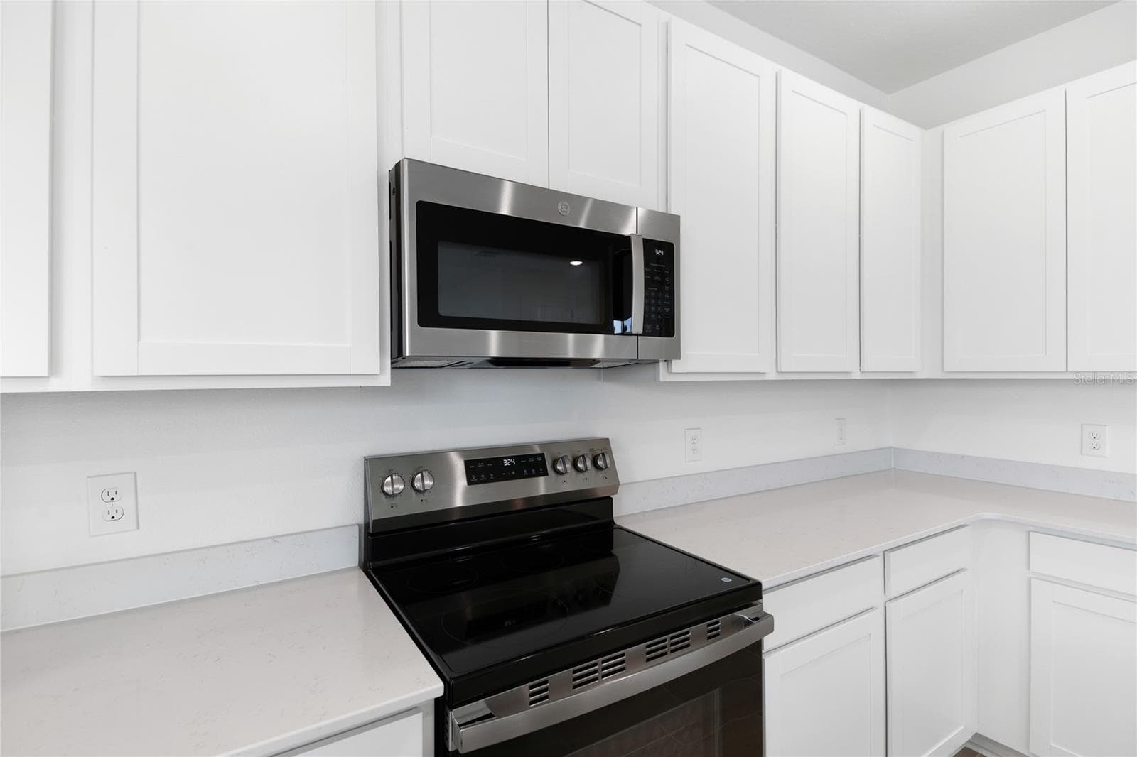 5331 Mickey Ave photo 4