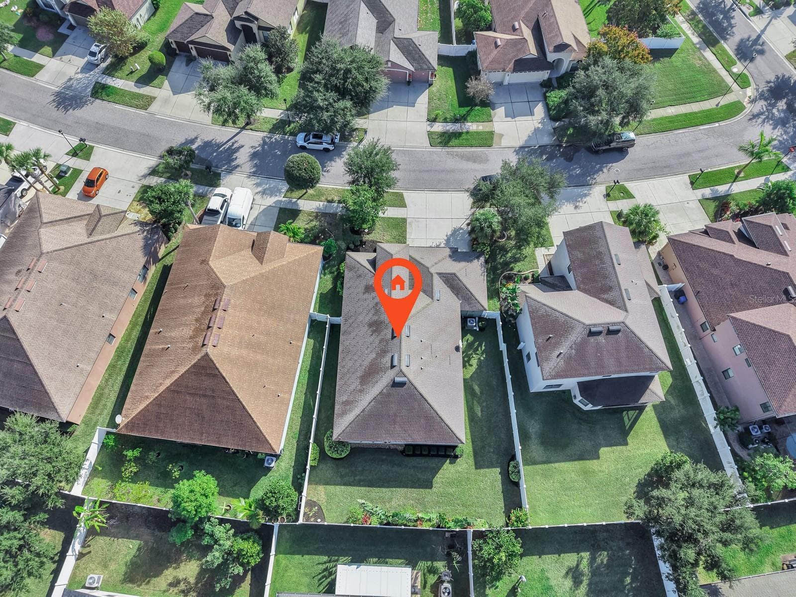 7109 Spindle Tree Ln photo 2