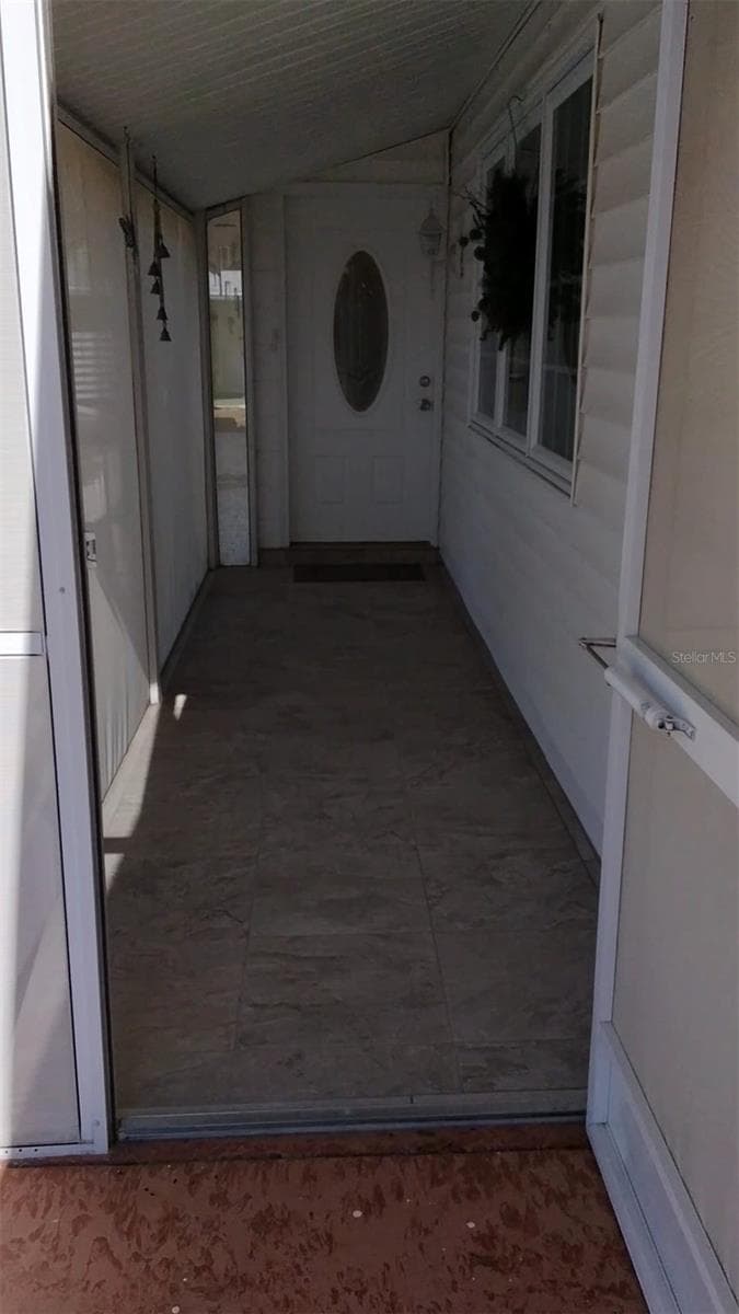 702 Cypress Pl photo 2