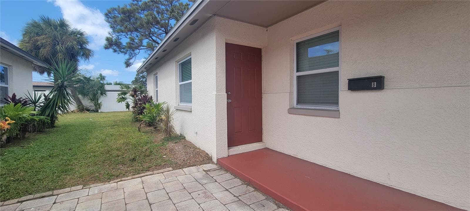 6625 S West Shore Blvd photo 2