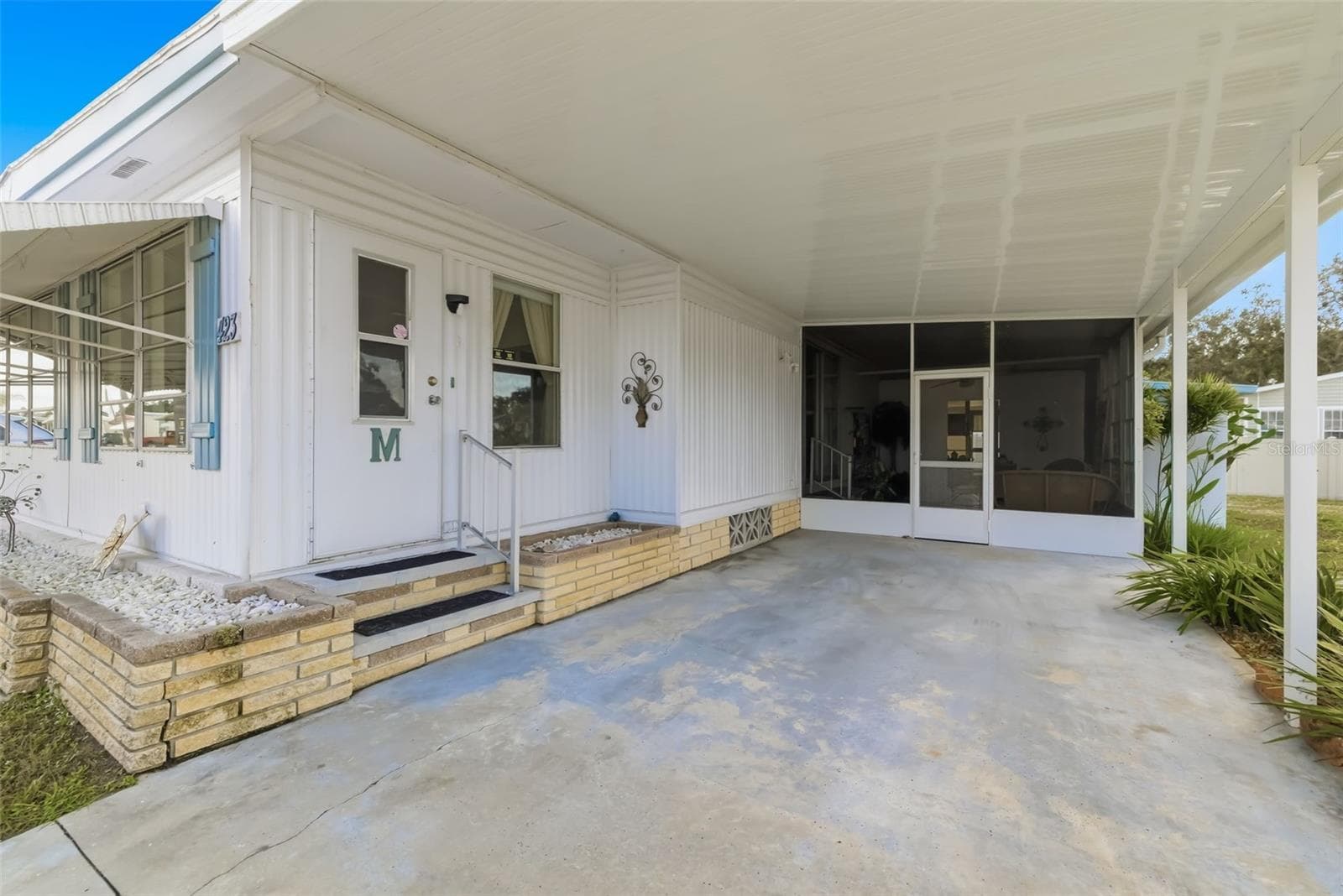 5619 Bayshore Rd #423 photo 2