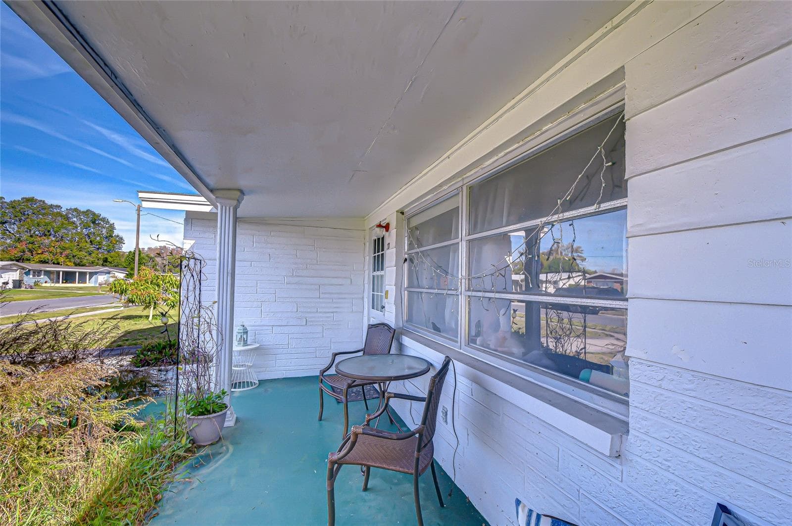 2128 Shannon Dr photo 2