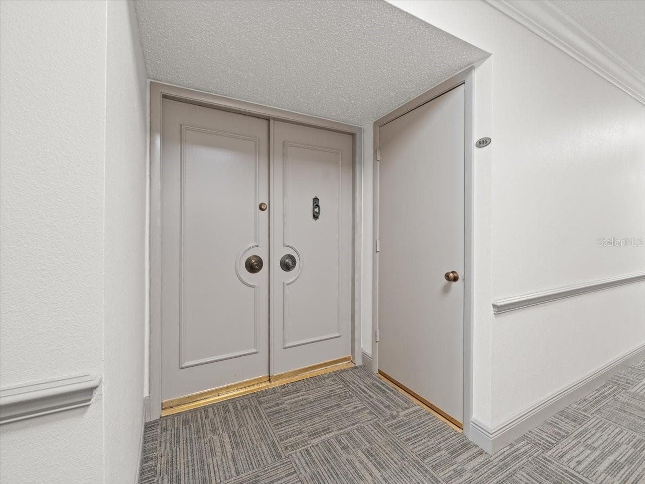 1400 Gulf Blvd #806 photo 2